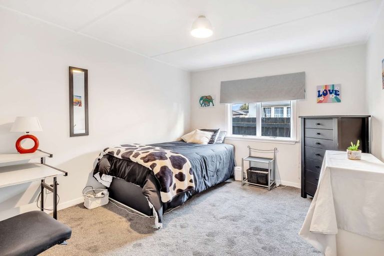 Photo of property in 18 Mcgregor Street, Milson, Palmerston North, 4414