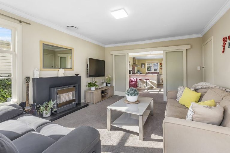 Photo of property in 78 Oxford Street, Tawa, Wellington, 5028