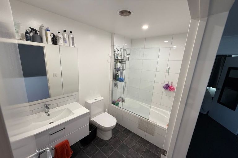Photo of property in 3 Ngae Place, Mangere East, Auckland, 2024