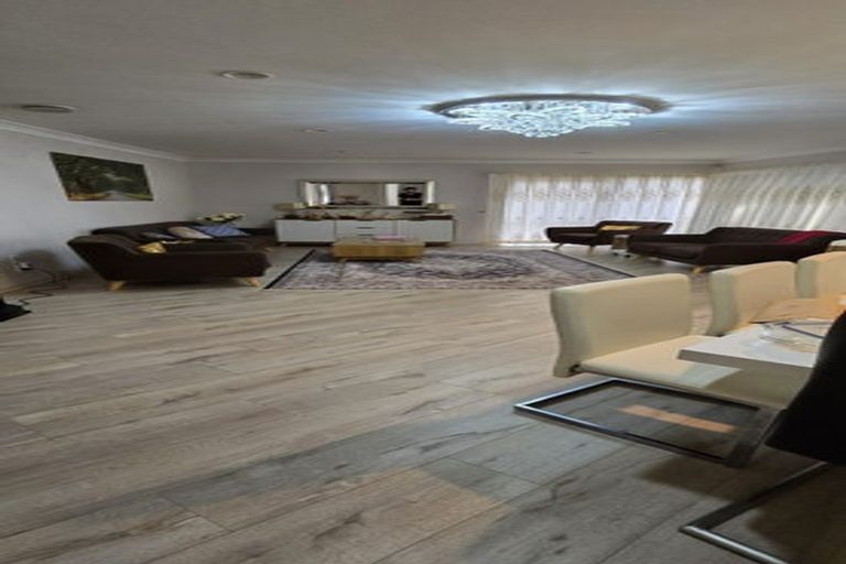 Photo of property in 17 Glencullen Place, Dannemora, Auckland, 2016