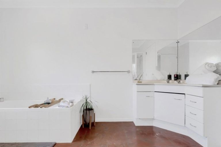 Photo of property in 34b Wilson Road South, Paengaroa, 3189