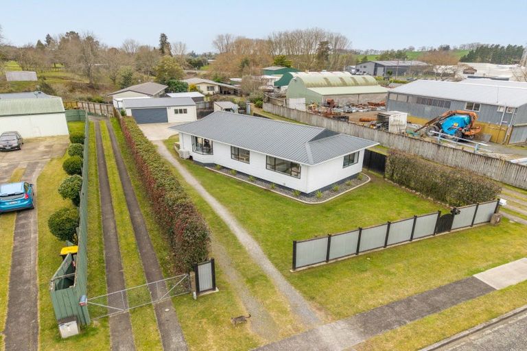 Photo of property in 10 Frances Street, Tirau, 3410