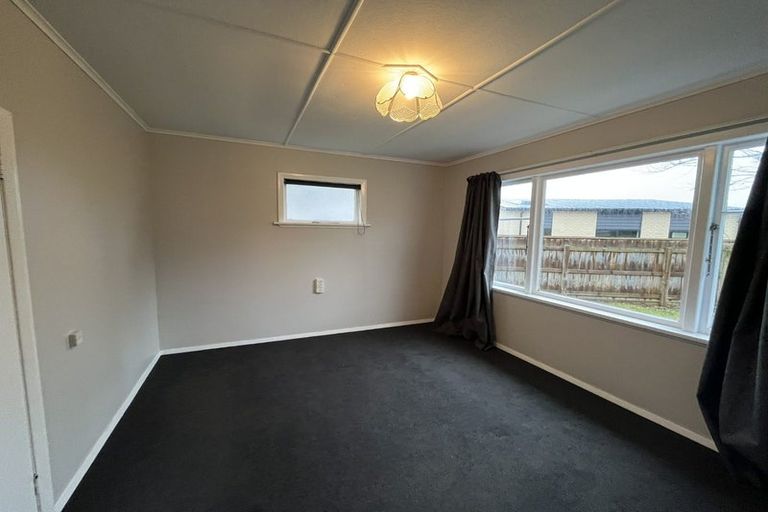 Photo of property in 19 Hobson Street, Levin, 5510