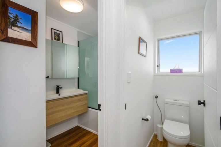 Photo of property in 1/45 Charntay Avenue, Clover Park, Auckland, 2019
