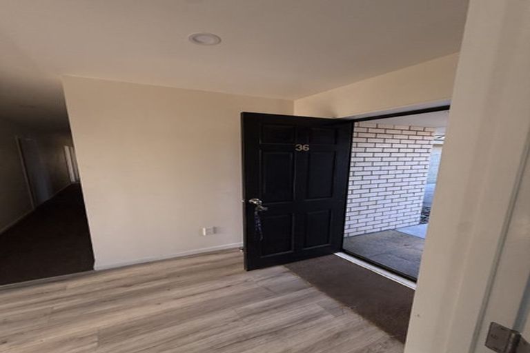 Photo of property in 36 Kaniere Avenue, Hei Hei, Christchurch, 8042