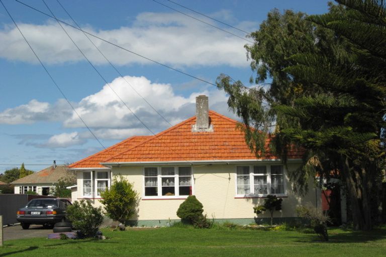 Photo of property in 9 Duigan Street, Gonville, Whanganui, 4501