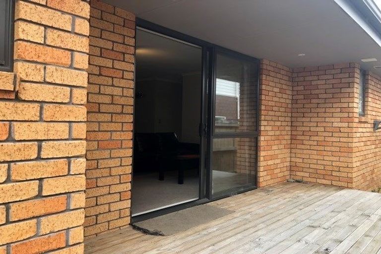 Photo of property in 2/27 Hogan Street, Hamilton East, Hamilton, 3216