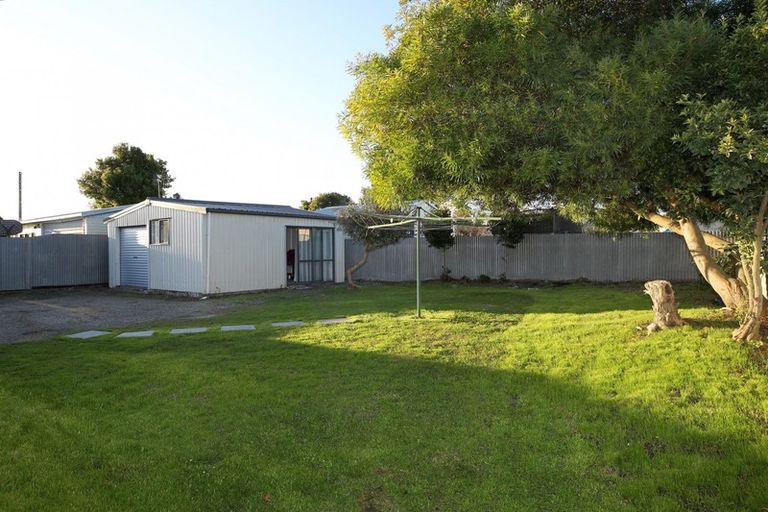 Photo of property in 913 Kiwi Street, Camberley, Hastings, 4120