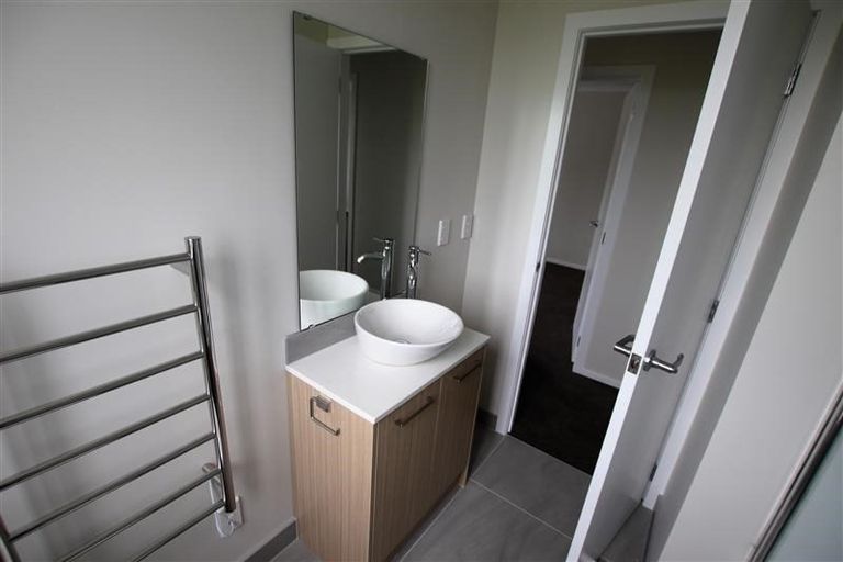 Photo of property in 40 Fernly Rise, Flat Bush, Auckland, 2019