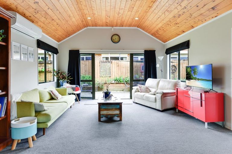 Photo of property in 57 Ayrshire Drive, Grandview Heights, Hamilton, 3200