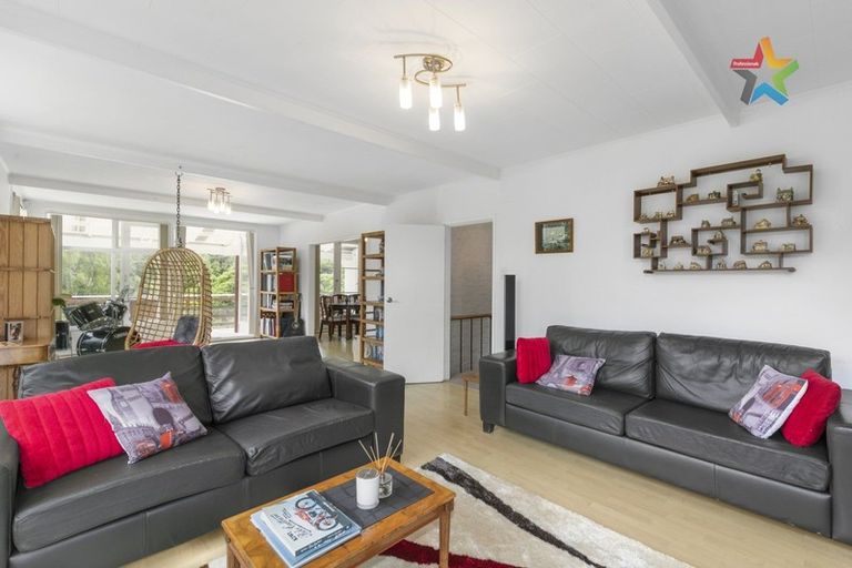 Photo of property in 41 Belmont Terrace, Belmont, Lower Hutt, 5010