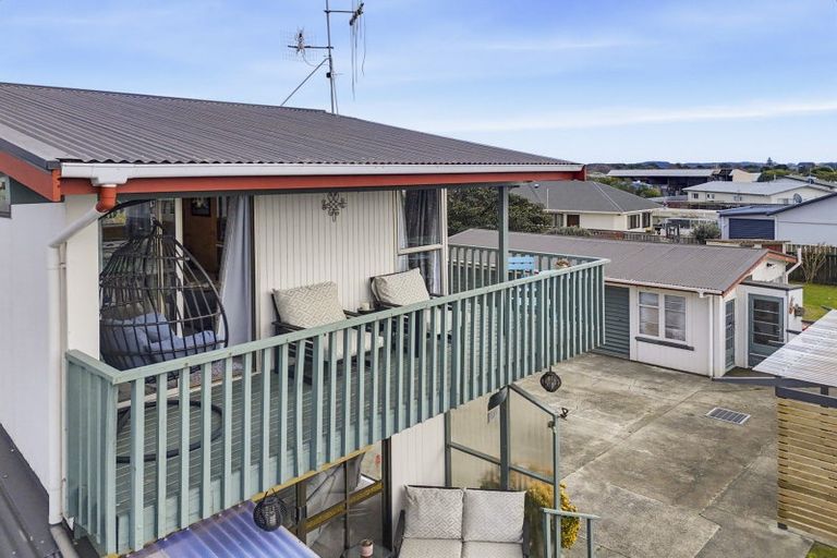 Photo of property in 125 Tiro Tiro Road, Levin, 5510