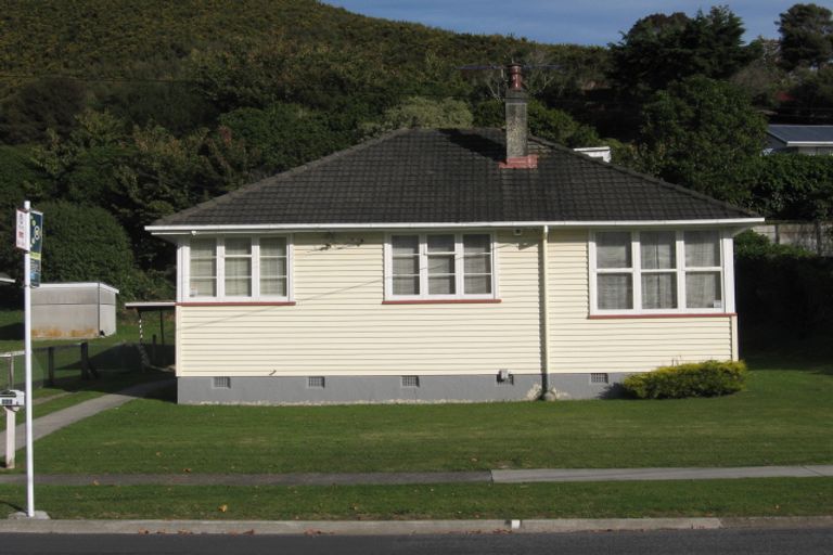 Photo of property in 222 Waddington Drive, Naenae, Lower Hutt, 5011