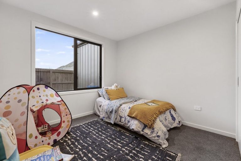 Photo of property in 19 Burbank Road, Wanaka, 9382