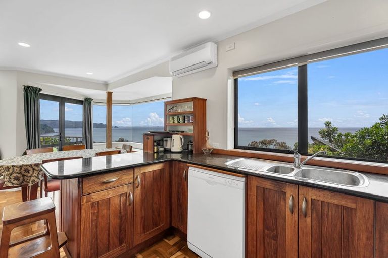 Photo of property in 52 Motuhoa Road, Tairua, 3508