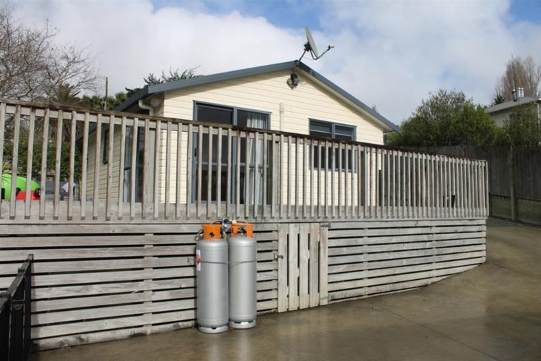 Photo of property in Hurndall Street East, Maungaturoto, 0520