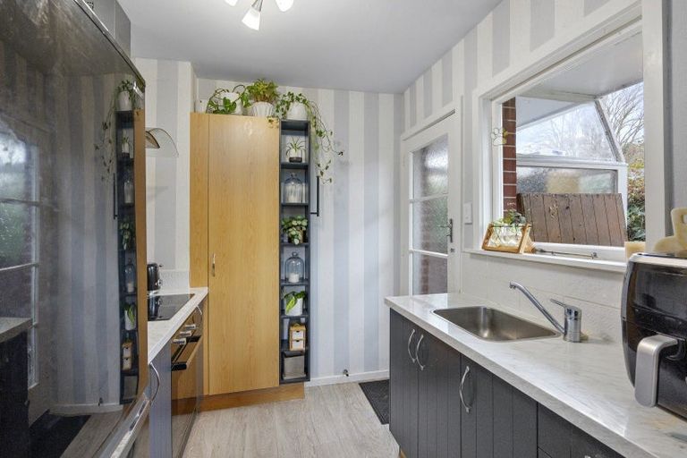 Photo of property in 1/5a Holliss Avenue, Cashmere, Christchurch, 8022