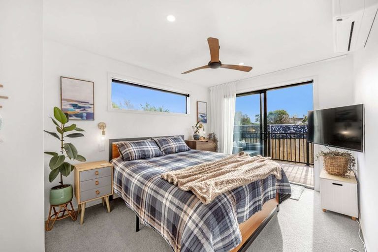 Photo of property in 5 Beach Crescent, Waikuku Beach, 7473