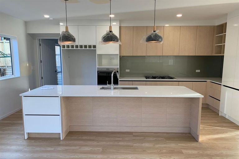 Photo of property in 34 Matahae Drive, Flat Bush, Auckland, 2019