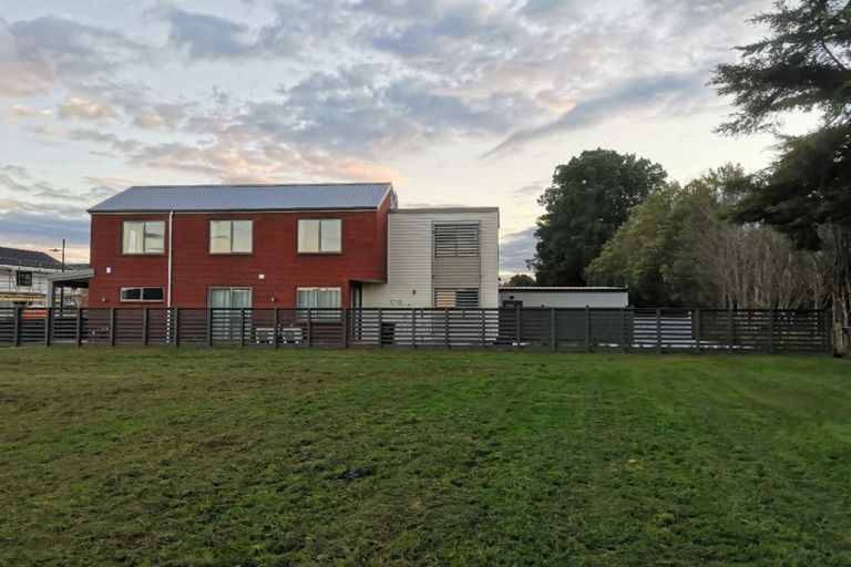 Photo of property in 3 Yellow Pear Lane, Karaka, 2578