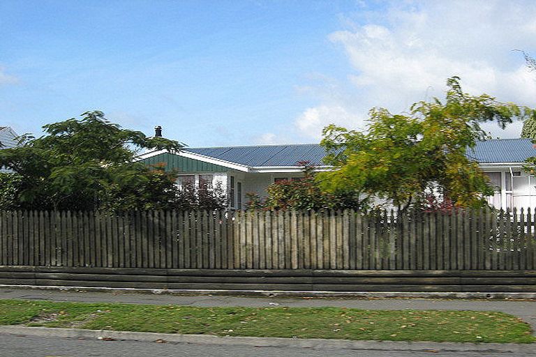 Photo of property in 48 Grahams Road, Ilam, Christchurch, 8041