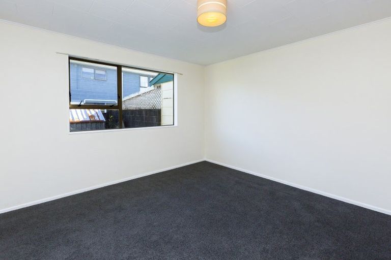Photo of property in 1/29 Gemstone Drive, Birchville, Upper Hutt, 5018