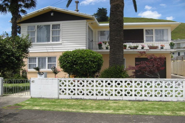 Photo of property in 45 Taylor Road, Mangere Bridge, Auckland, 2022