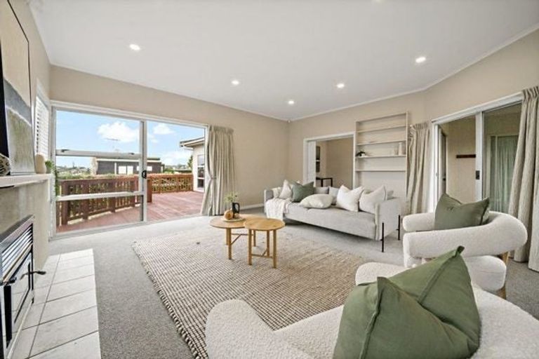 Photo of property in 12a Sunrise Avenue, Mairangi Bay, Auckland, 0630