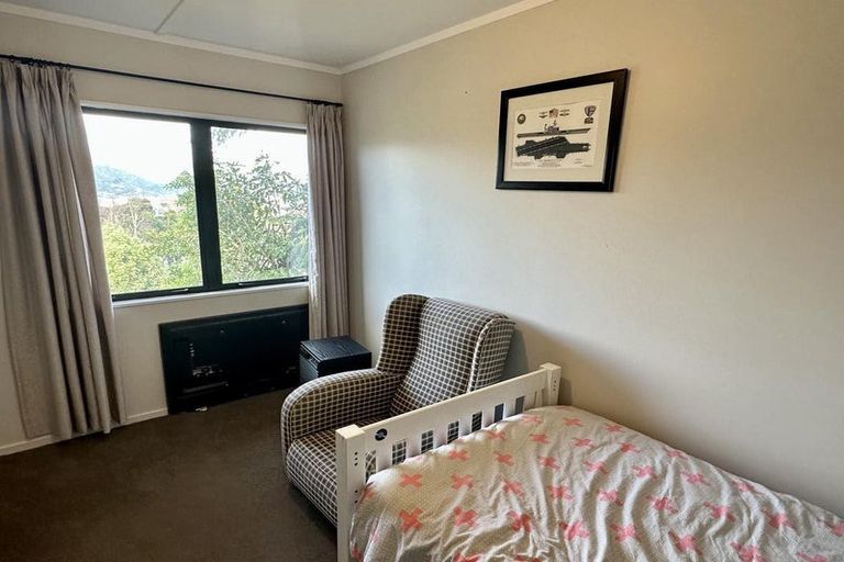 Photo of property in 22 Gainsborough Grove, Belmont, Lower Hutt, 5010