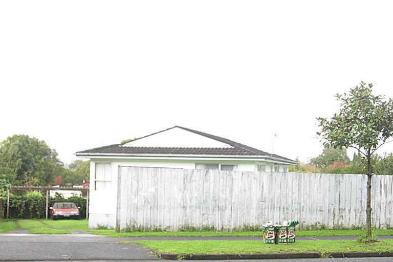 Photo of property in 203 Gills Road, Half Moon Bay, Auckland, 2014