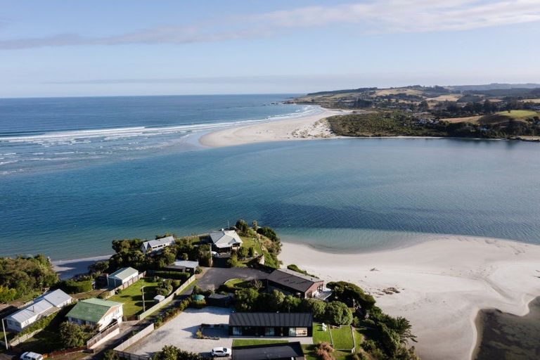 Photo of property in 1371b Taieri Mouth Road, Taieri Mouth, 9091