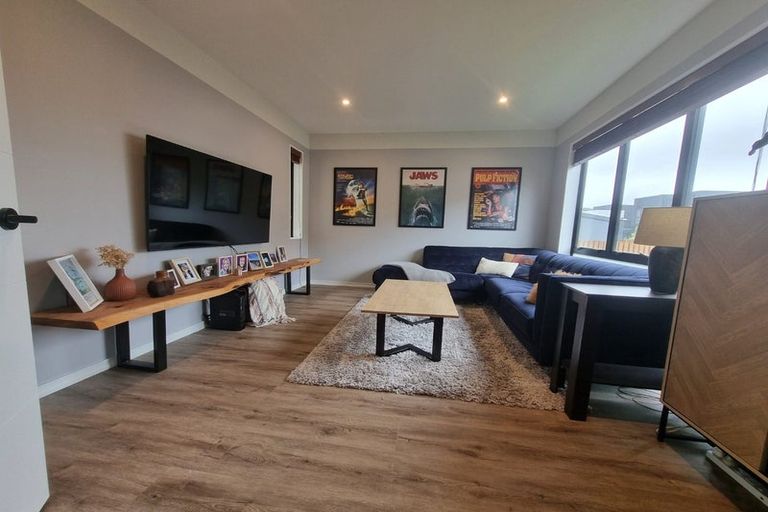 Photo of property in 72 Joshua Carder Drive, Hobsonville, Auckland, 0616