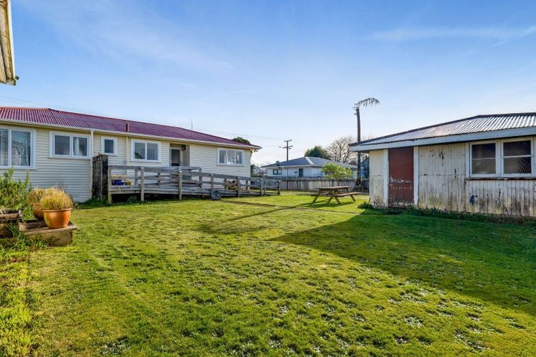 Photo of property in 80 Cordelia Street, Stratford, 4332