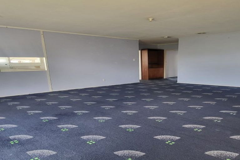 Photo of property in 12 Brains Road, Kelston, Auckland, 0602