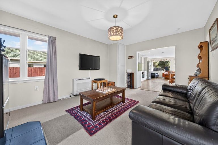 Photo of property in 37 Carlsen Street, Burwood, Christchurch, 8083