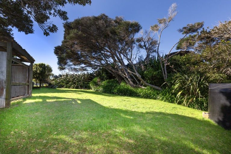 Photo of property in 6569 Pouto Road, Pouto, 0391