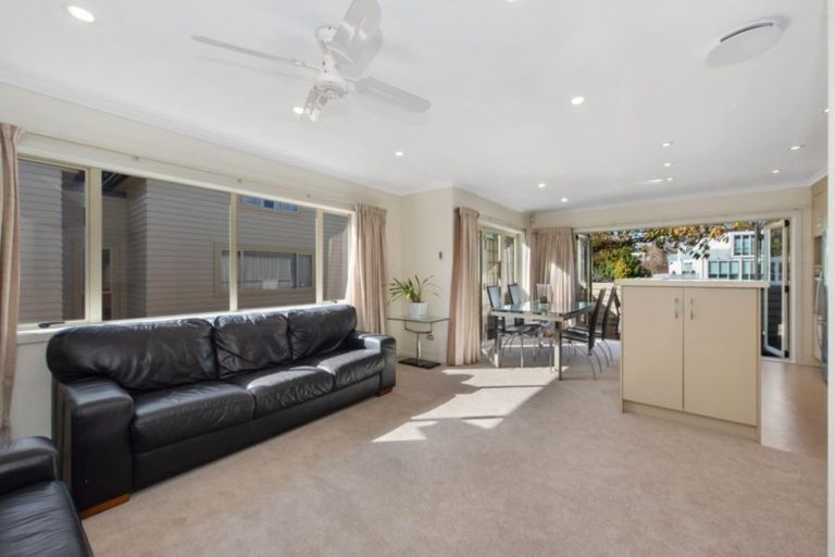 Photo of property in 2j Riro Street, Hamilton East, Hamilton, 3216
