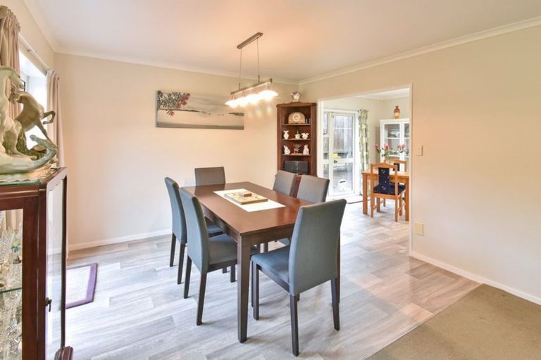 Photo of property in 20 Manara Place, The Gardens, Auckland, 2105