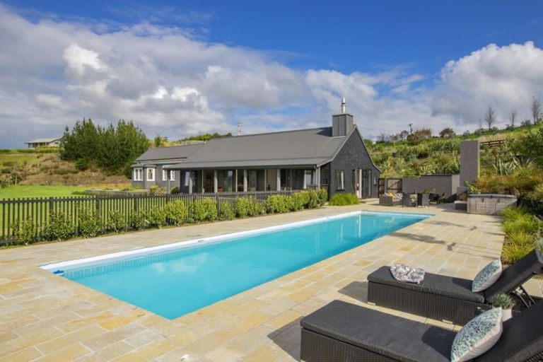 Photo of property in 279 Takatu Road, Tawharanui Peninsula, Matakana, 0986