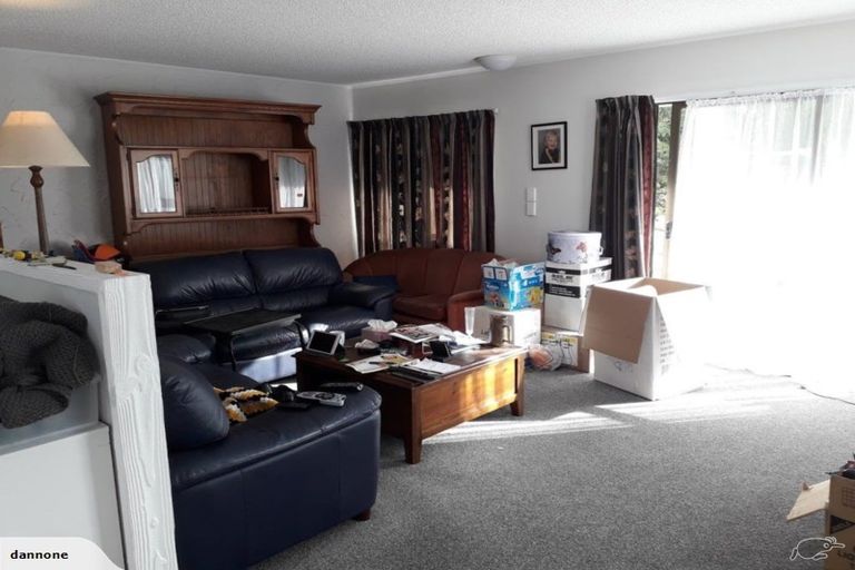 Photo of property in 16 Andes Avenue, Mangere Bridge, Auckland, 2022