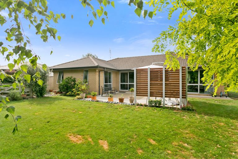 Photo of property in 18 Brancaster Place, Cambridge, 3434