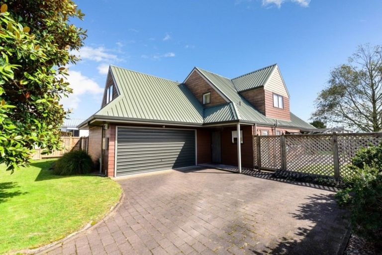 Photo of property in 41 Radiata Street, Fairview Downs, Hamilton, 3214