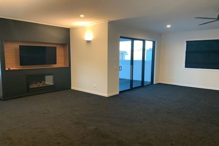 Photo of property in 5 Ada Close, Cambridge, 3434