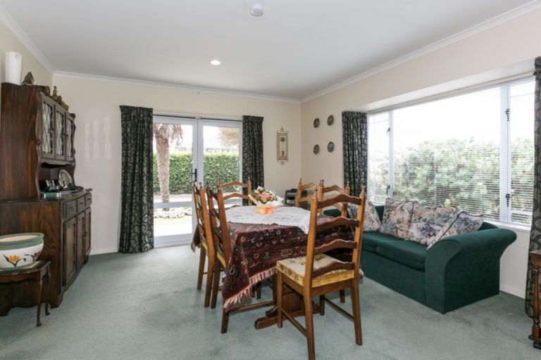 Photo of property in 525a Main North Road, Bay View, Napier, 4104
