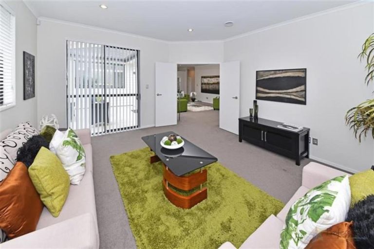 Photo of property in 15 Dawood Place, The Gardens, Auckland, 2105
