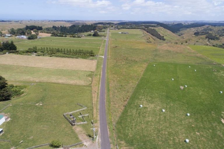 Photo of property in Campbell Road, Brunswick, 4571