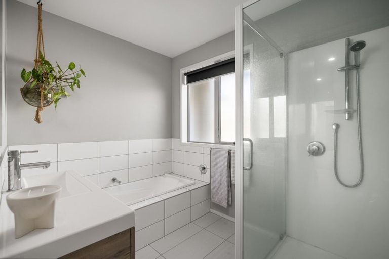 Photo of property in 73 Falcon Drive, Welcome Bay, Tauranga, 3112