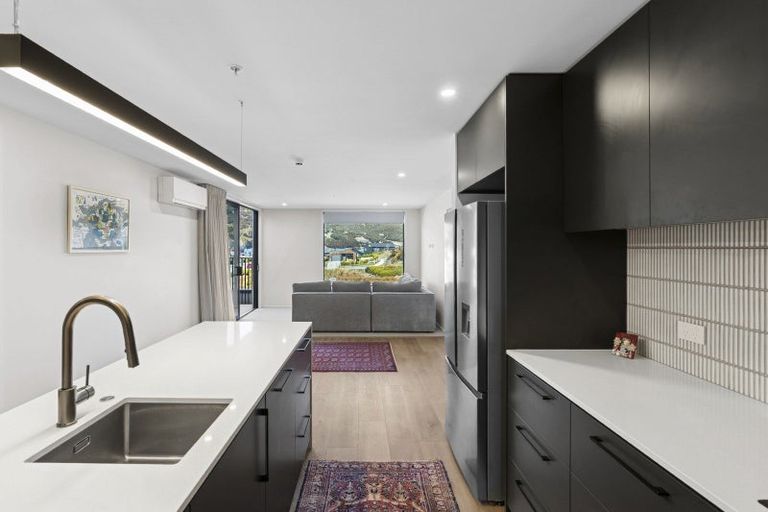 Photo of property in 10/7 Northlake Drive, Wanaka, 9305