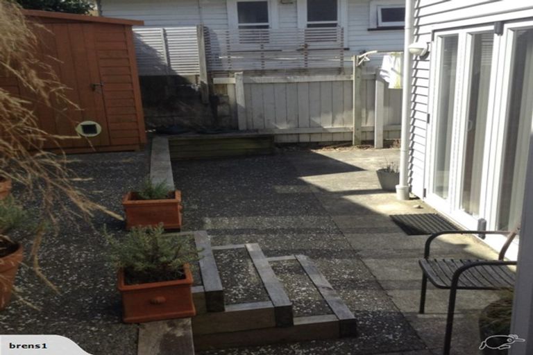 Photo of property in 52 Tarawera Road, Johnsonville, Wellington, 6037