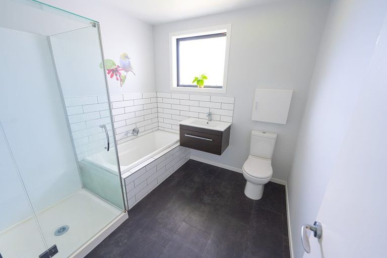 Photo of property in 32 High Street, Leeston, 7632